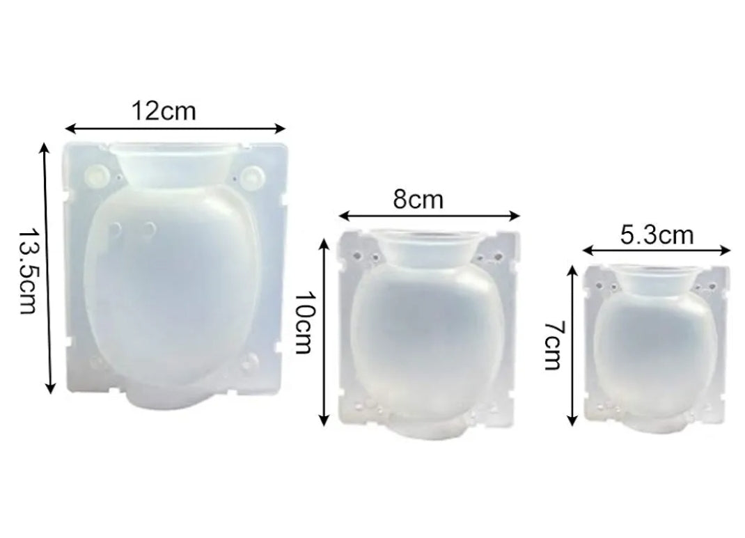 Clear Plastic Plant Rooting Ball - various sizes