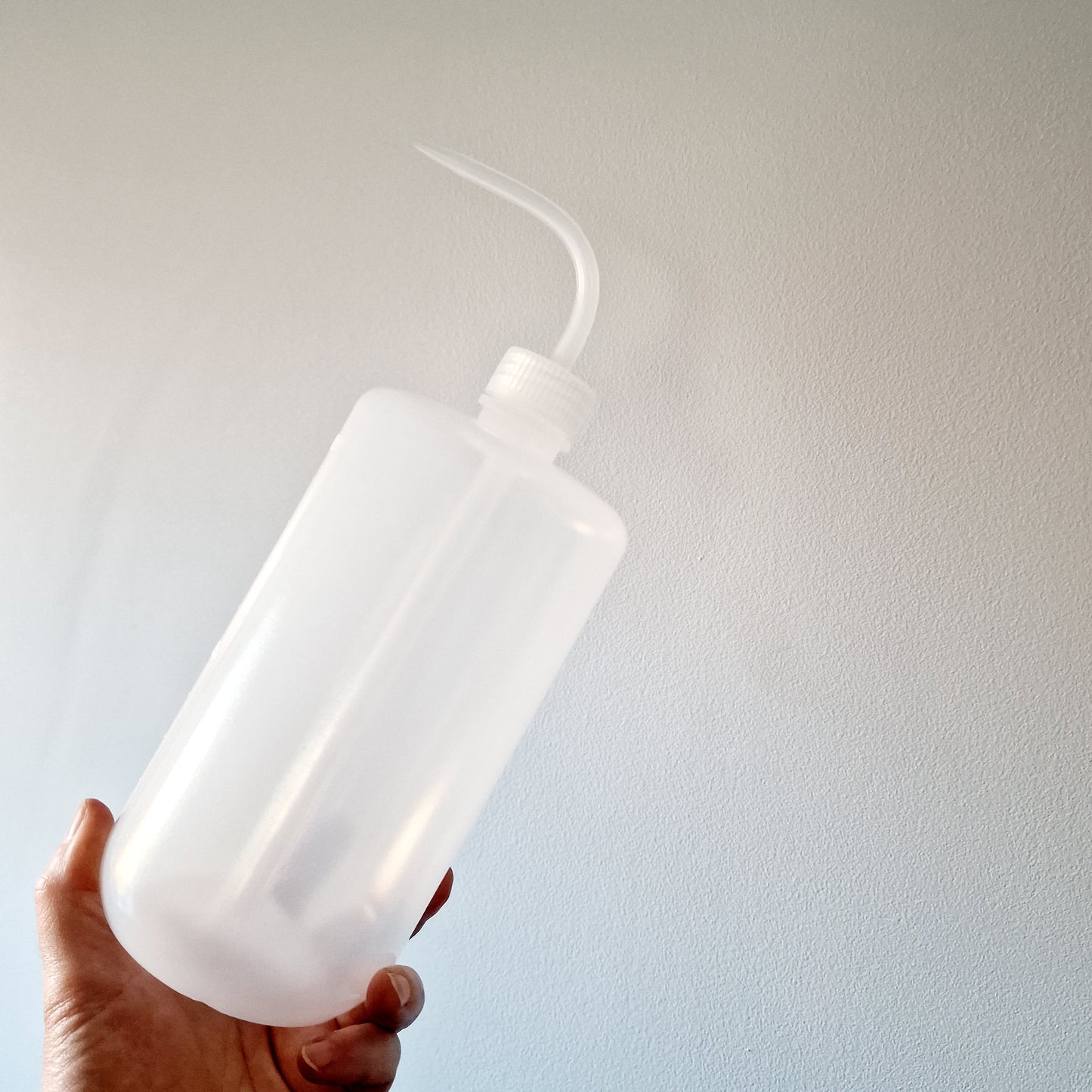1 litre Plastic Squeezy Plant Watering Bottle