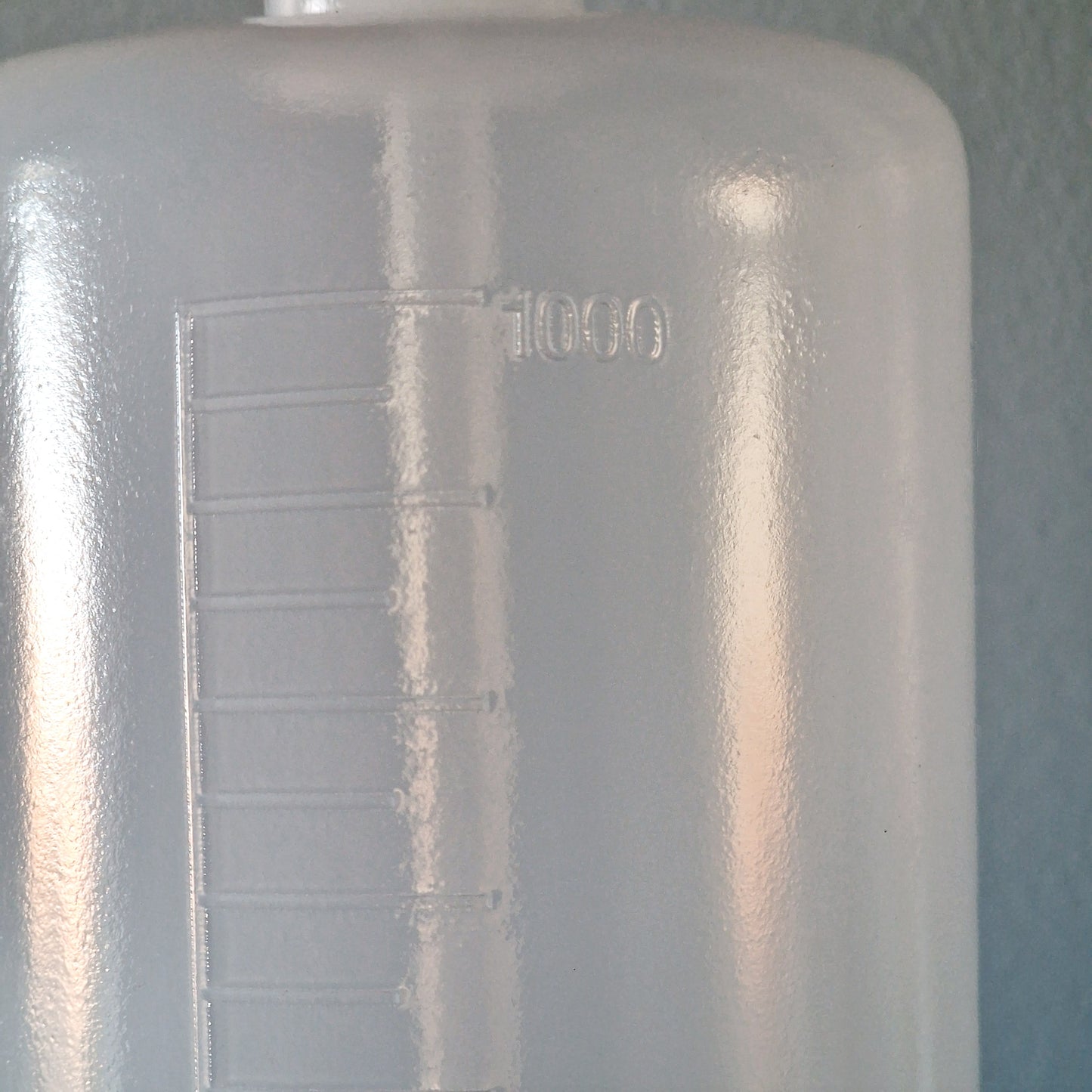 1 litre Plastic Squeezy Plant Watering Bottle