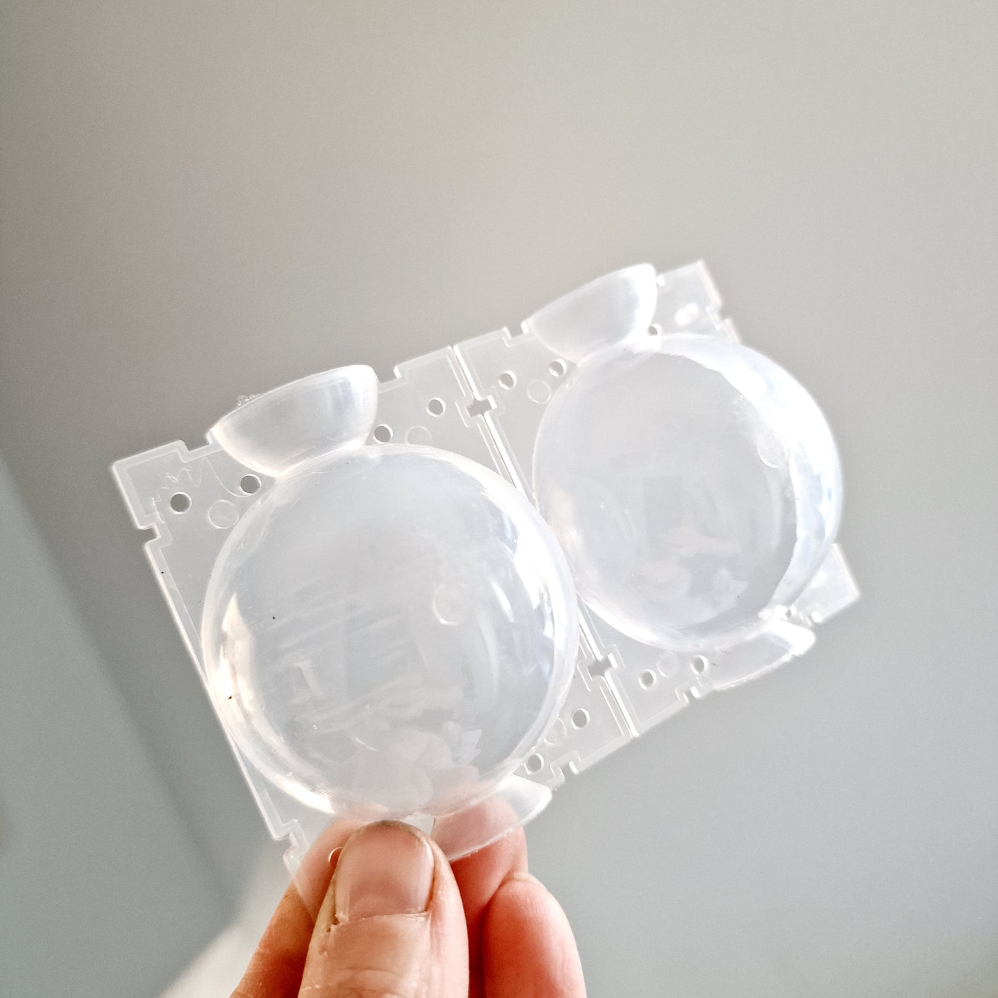 Clear Plastic Plant Rooting Ball - various sizes